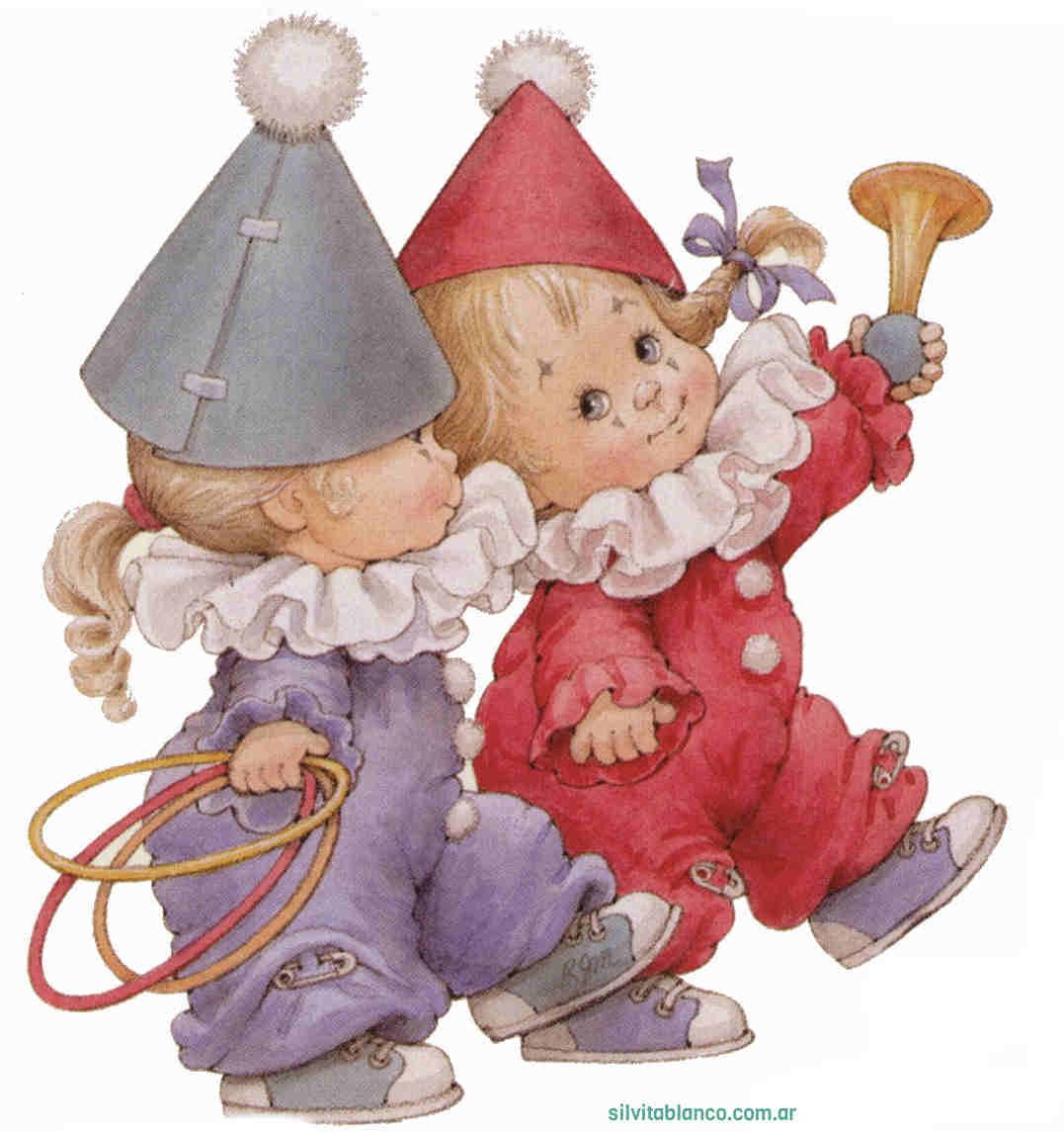 Гномик в зеленой шапке