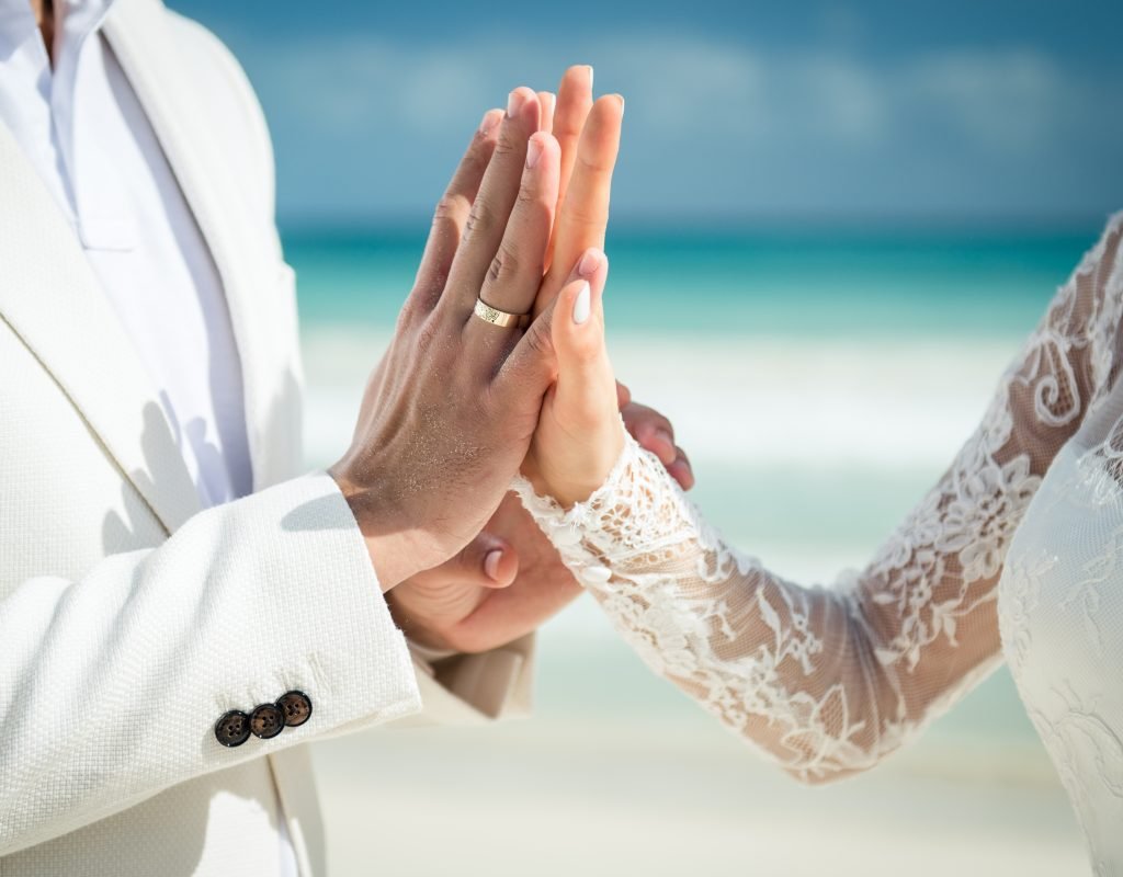 Любовь брак семья