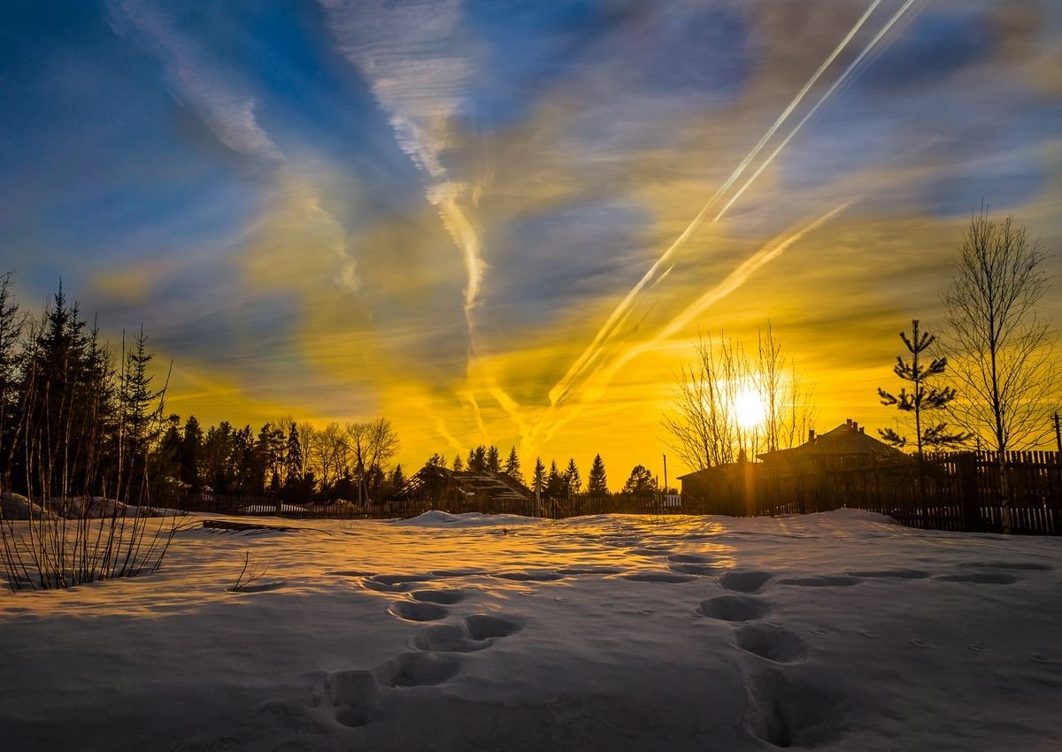 Март солнце