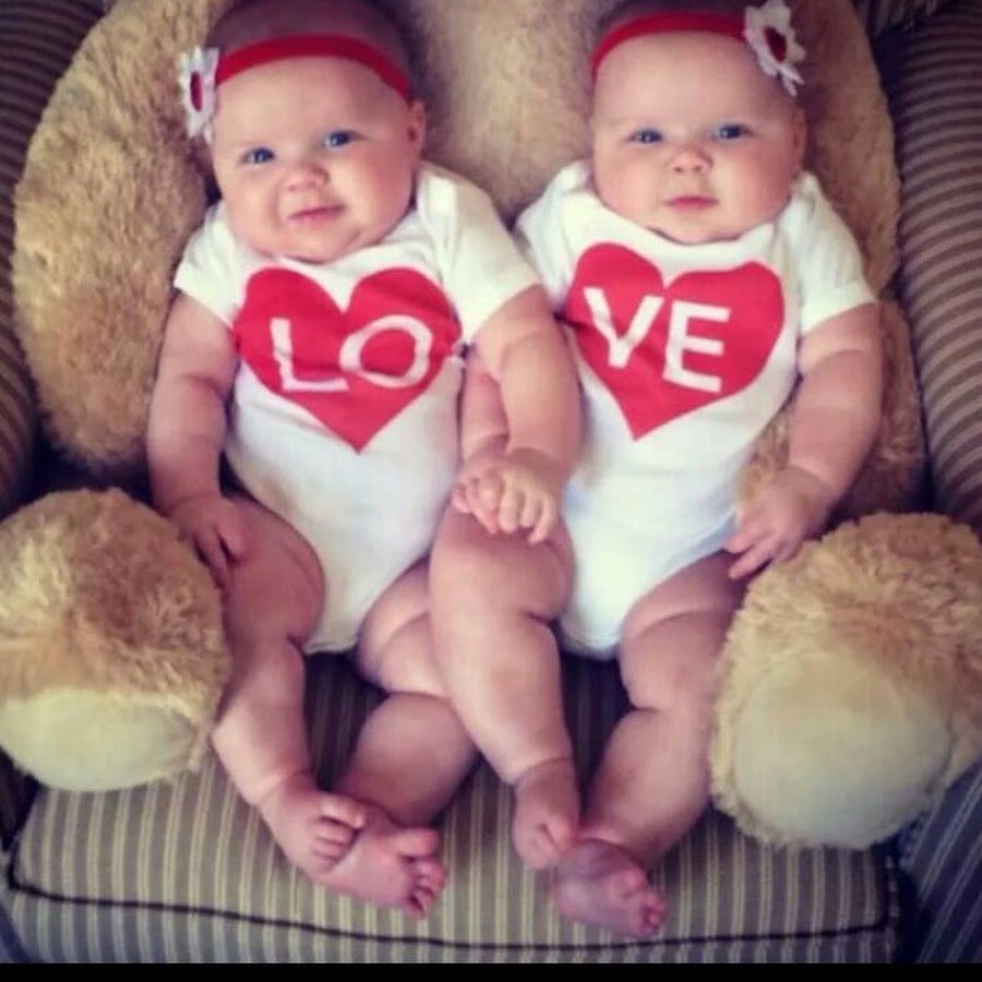 Наряд на годик для двойняшек