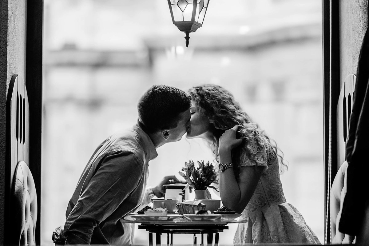 Черно белая романтика