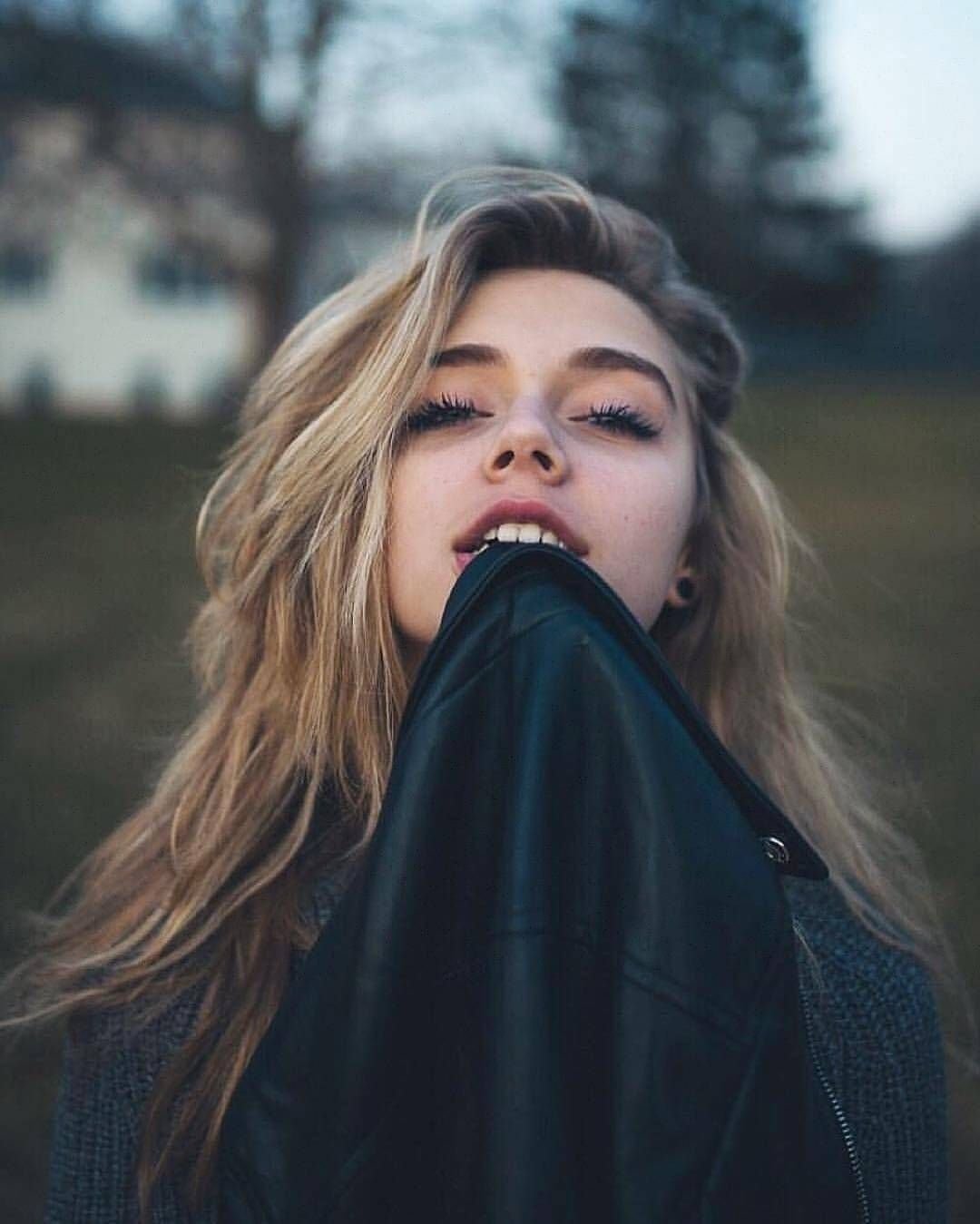 Черные короткие волосы Эстетика