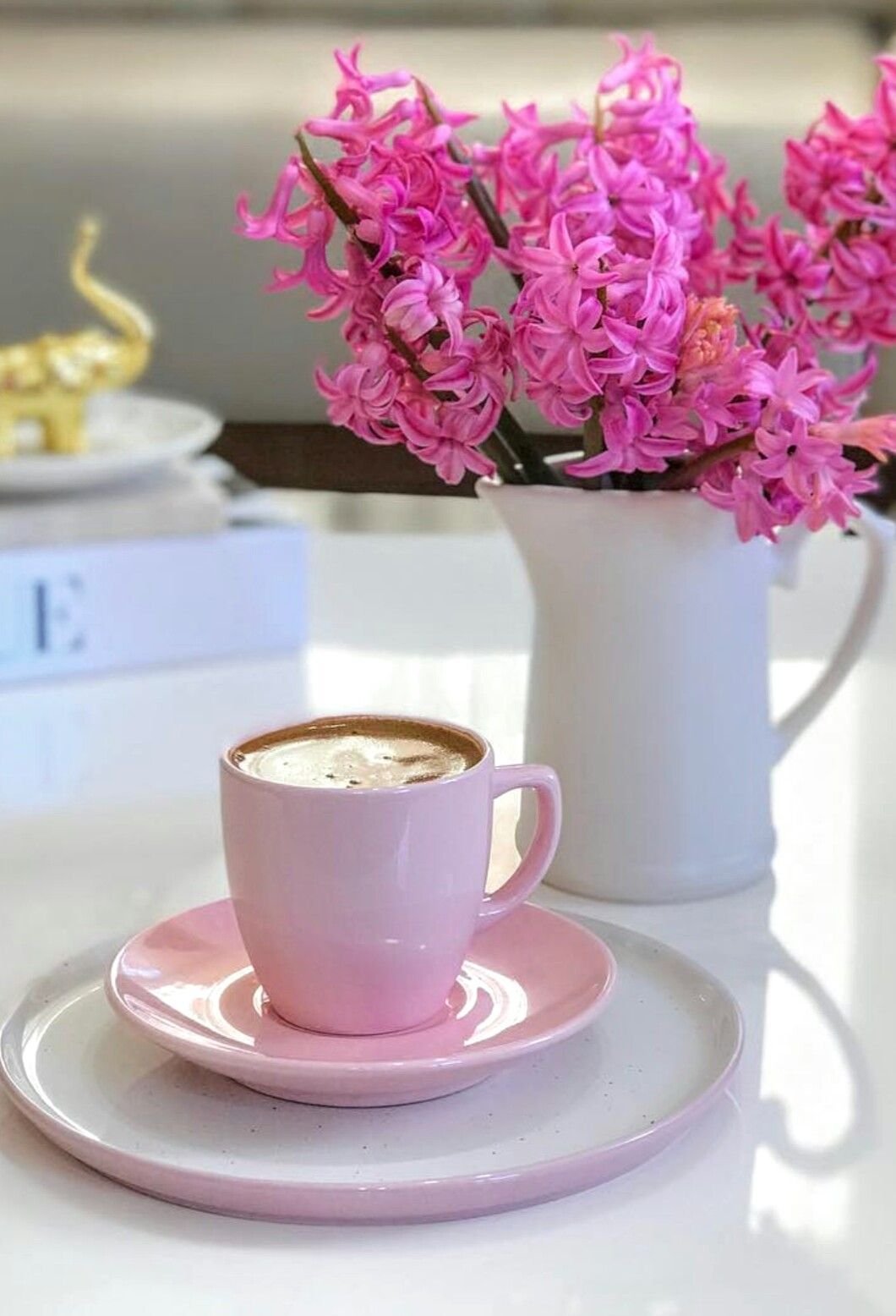 Тюльпаны и кофе