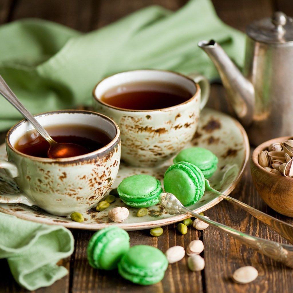 Доброе утро с чашкой зеленого чая