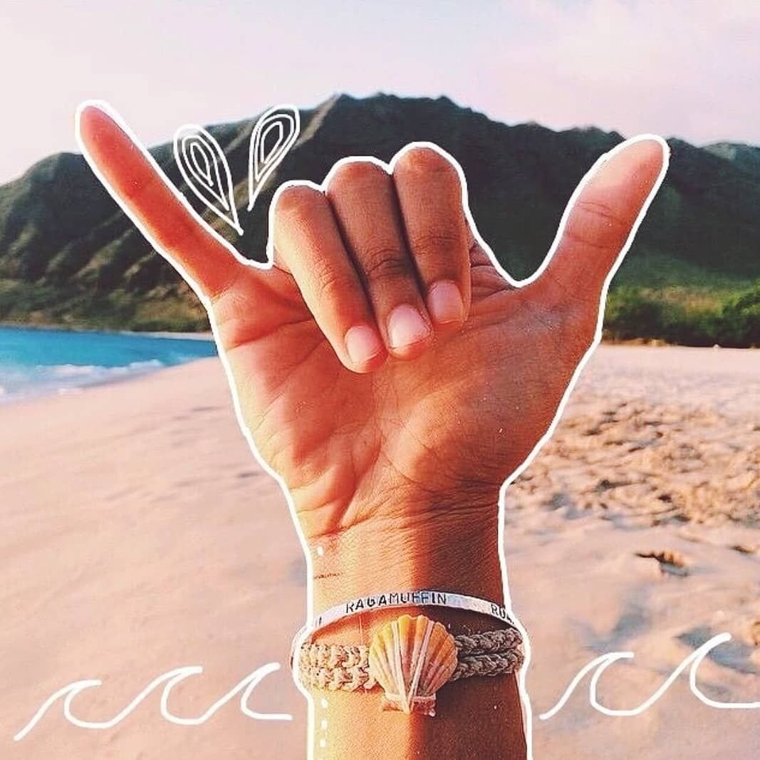 Символ серферов руками