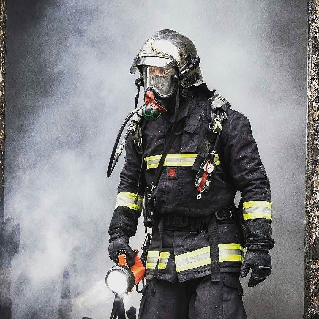 Современные пожарники