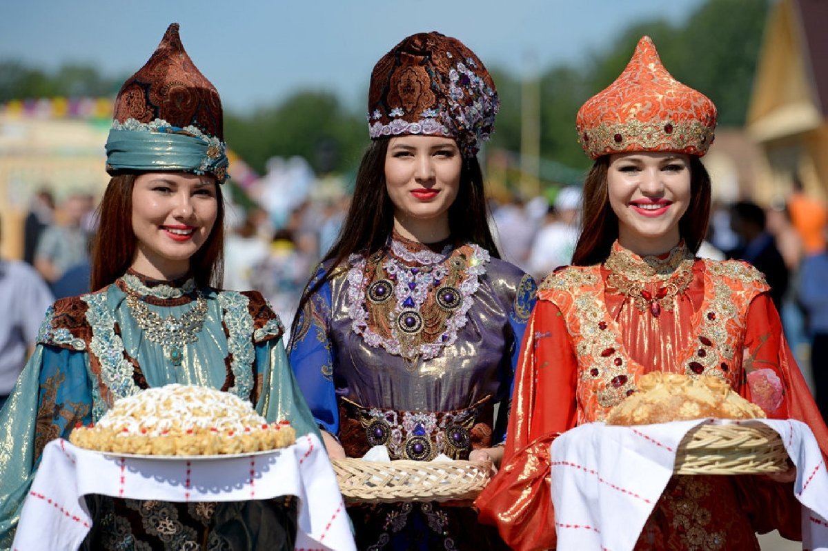 Семейное застолье