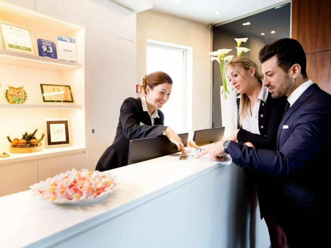 Хостес в ресторане