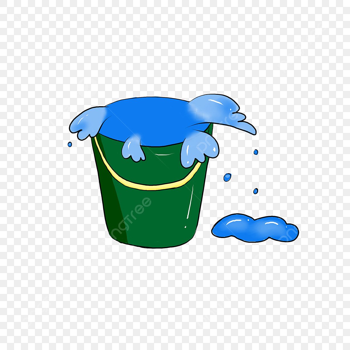 Наполненное водой ведро