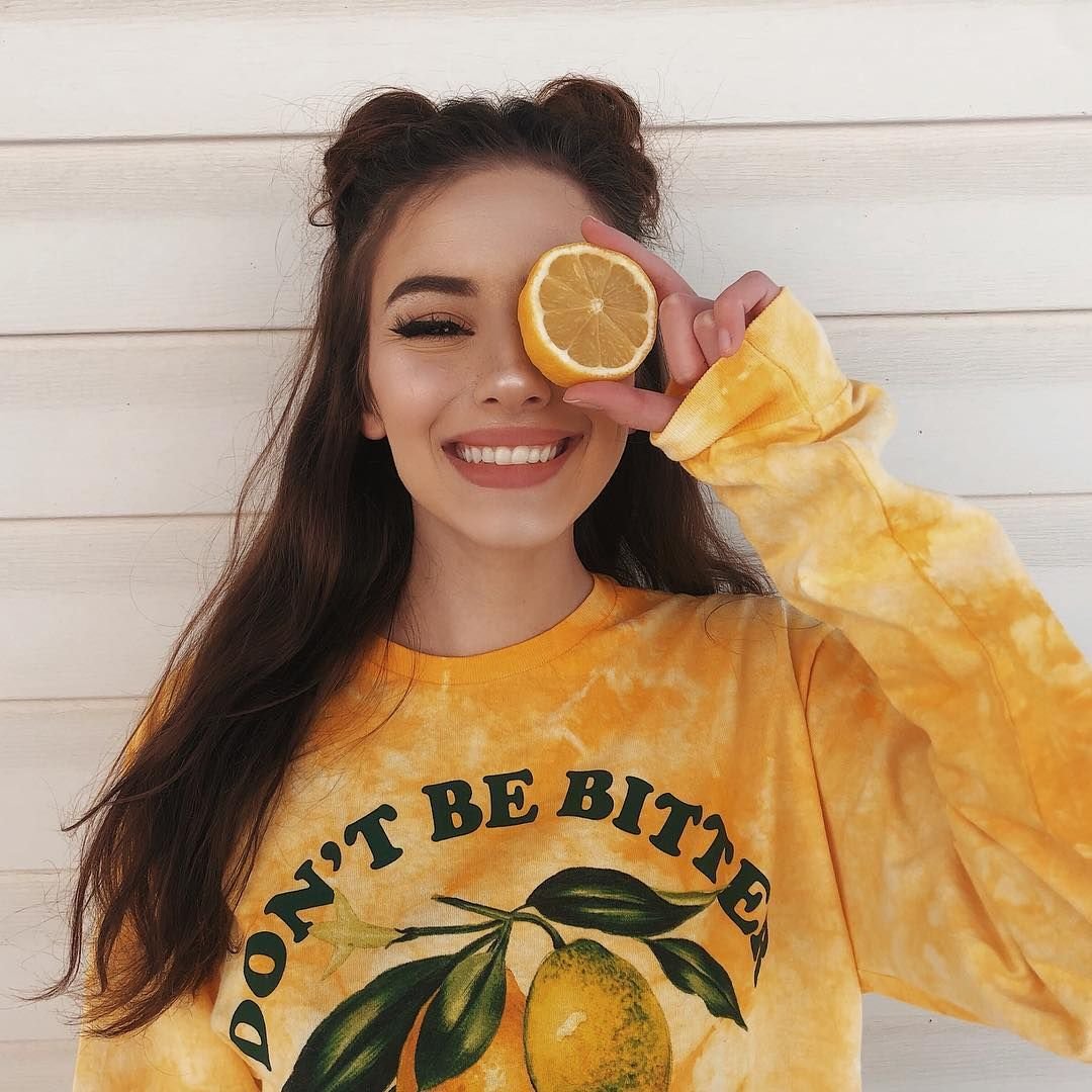 Лимон в очках