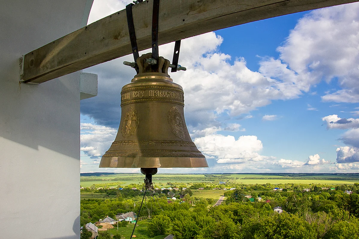 Звон колокольный в Суздале