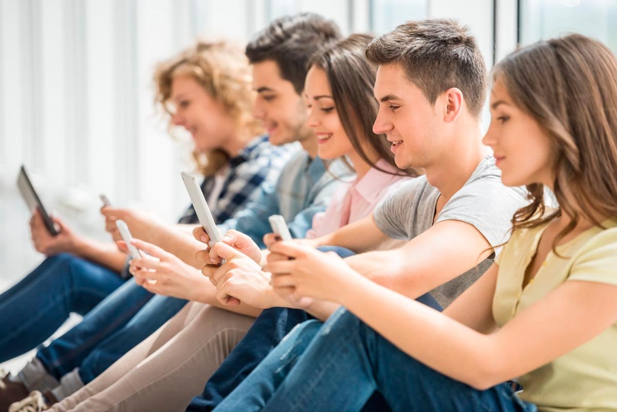 Люди с гаджетами