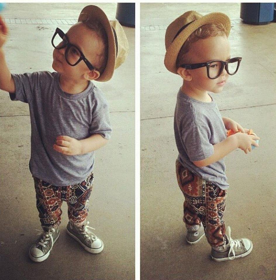 Стильные малыши в очках