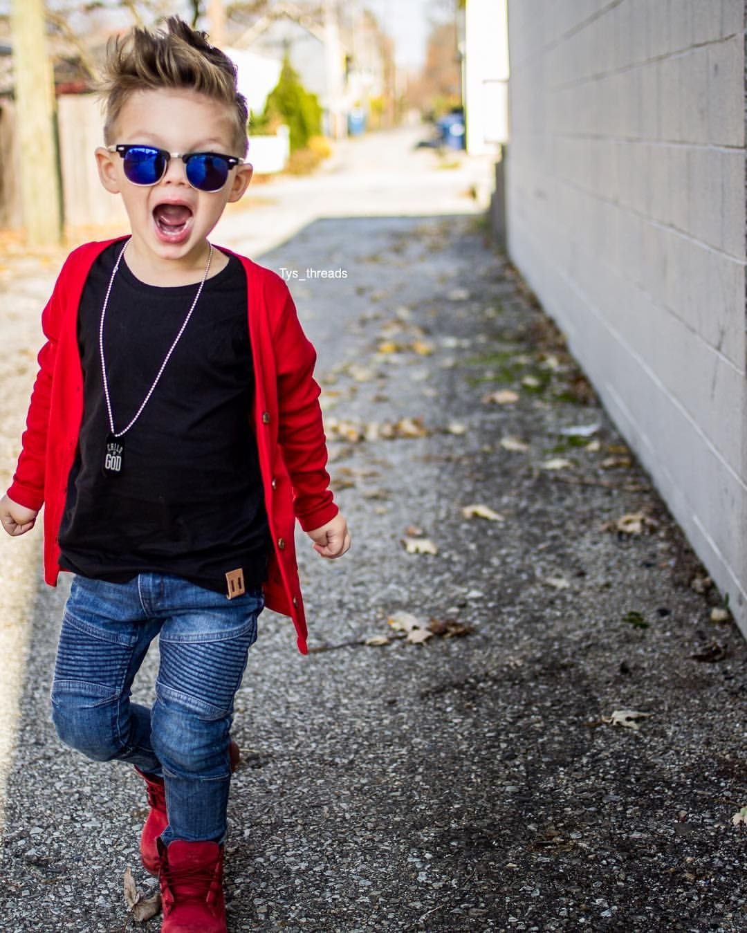 Модный мальчик