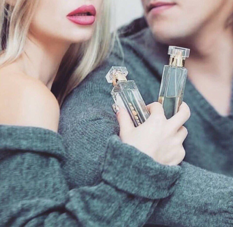 Девушка и духи