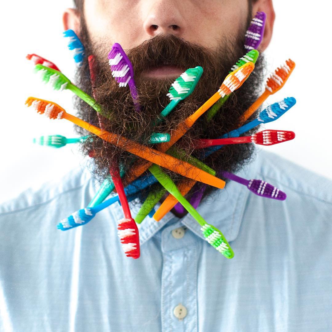 Креативная зубная щетка