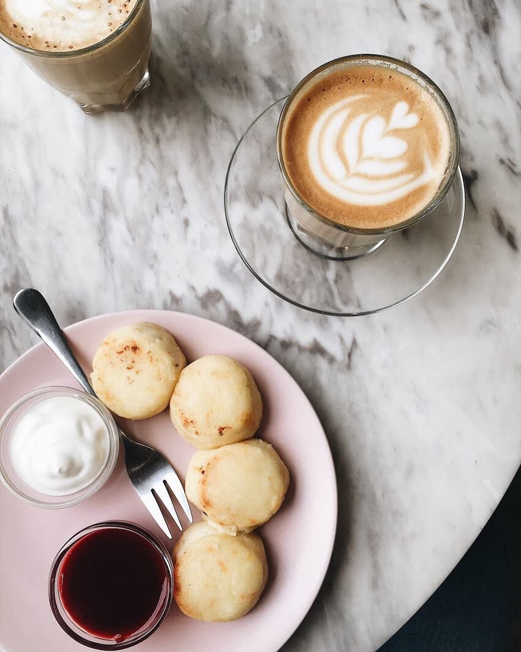 Завтрак с капучино