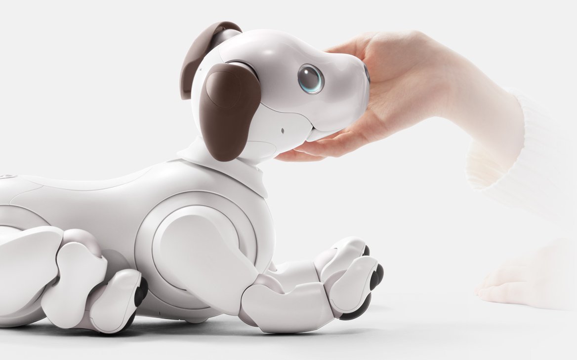 Робот собака Aibo