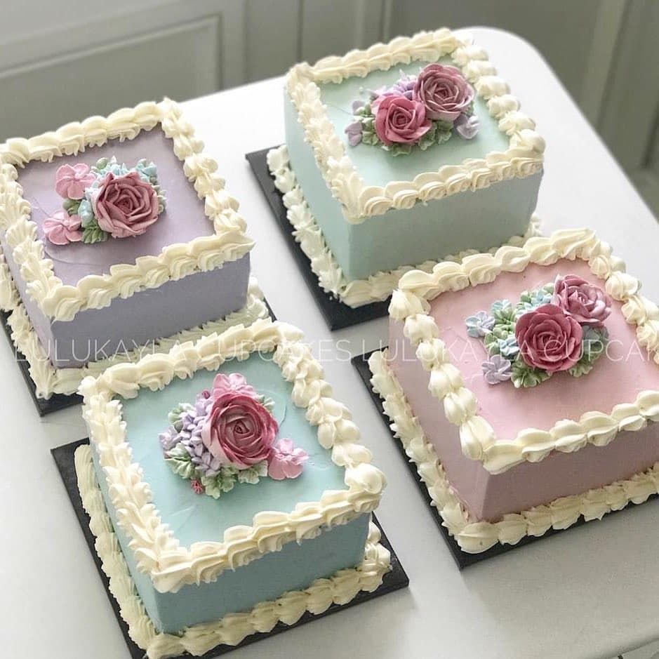 Большой прямоугольный торт