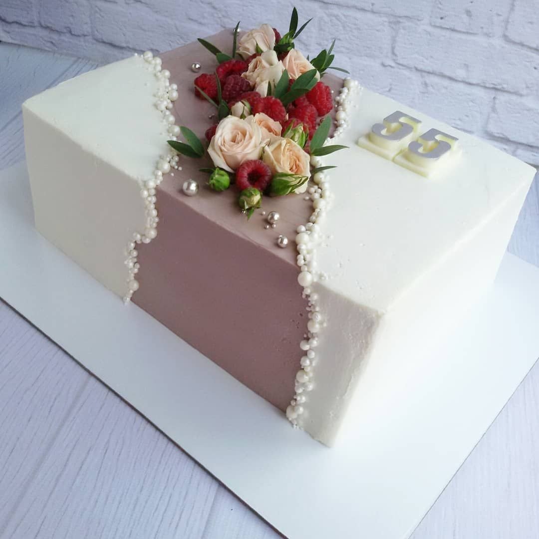 Украшение квадратного торта