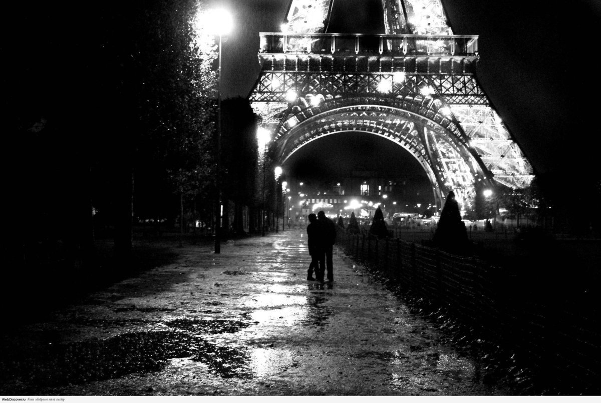 Ночной Париж