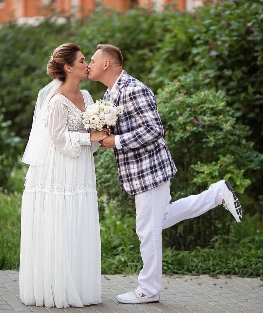 Хоть отруби ему копыта хоть Завяжи рога узлом