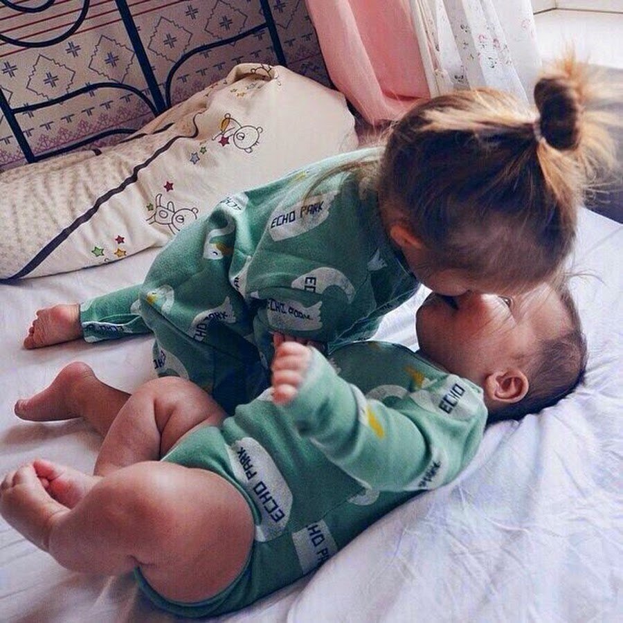 Левушка с детьми доя инстограма