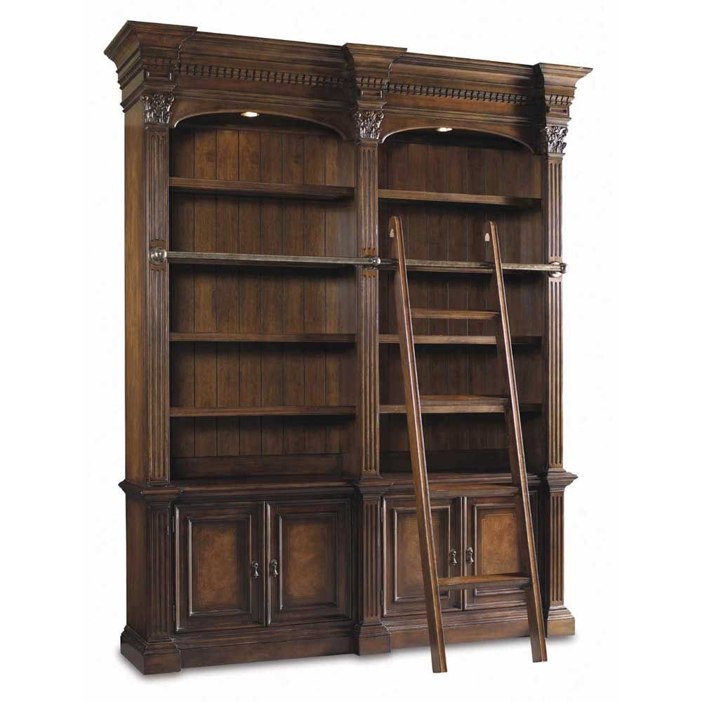 Книжный шкаф в английском стиле