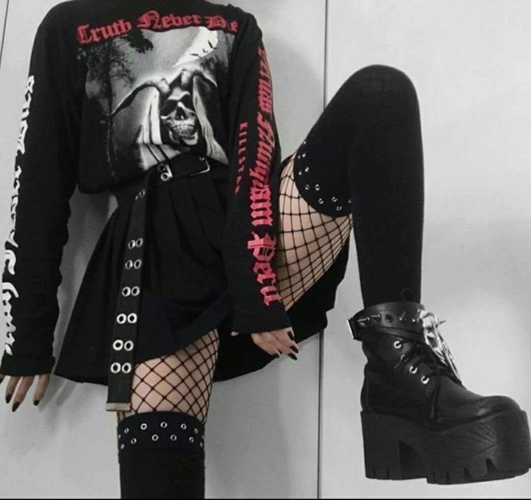 Goth outfit Грандж 2020 корейский