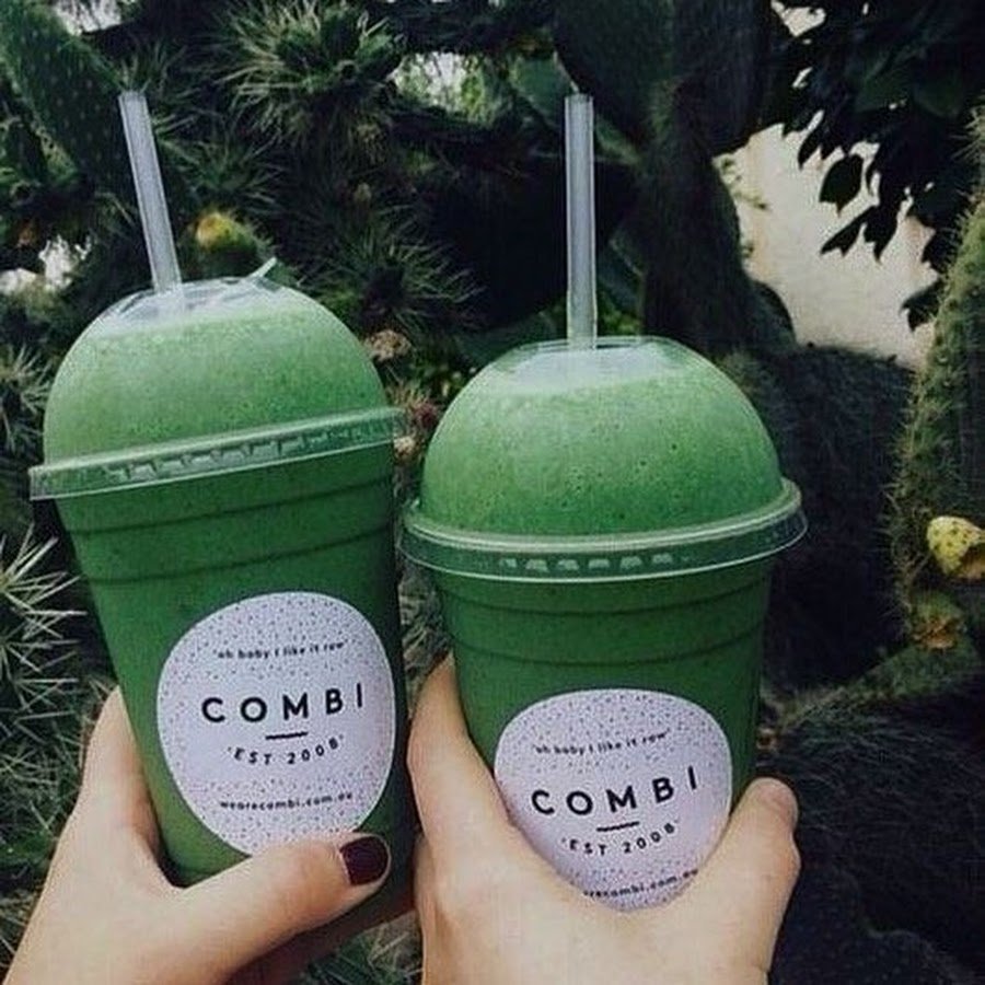 Крутой девушка с деньгами