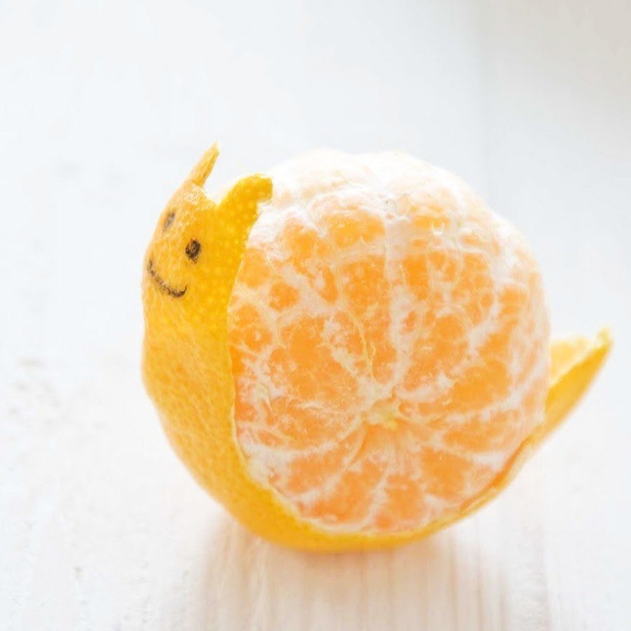 Поделка из мандарина