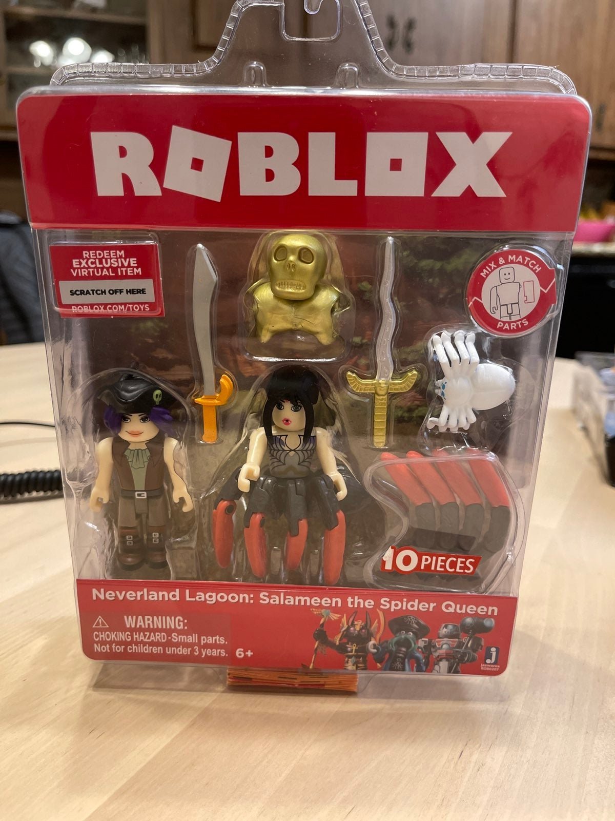 Картинка роблокс квин в роблоксе