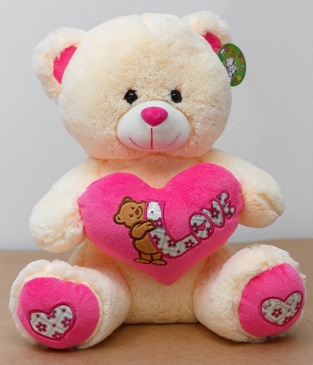 Миша красивый