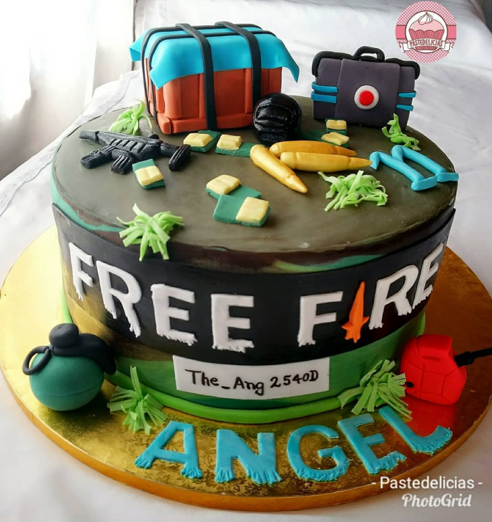 Квадратный торт для мальчика