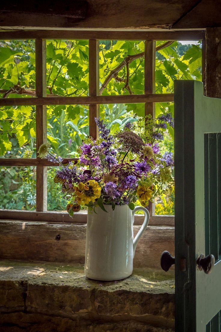 Деревенское окно