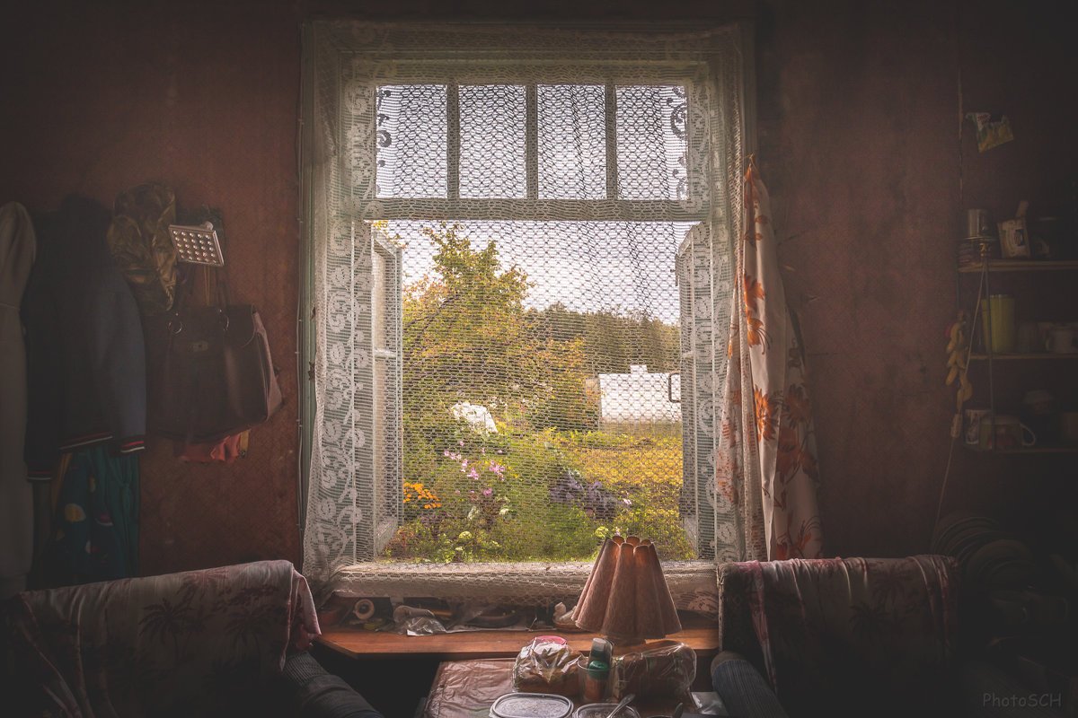Деревенское окно