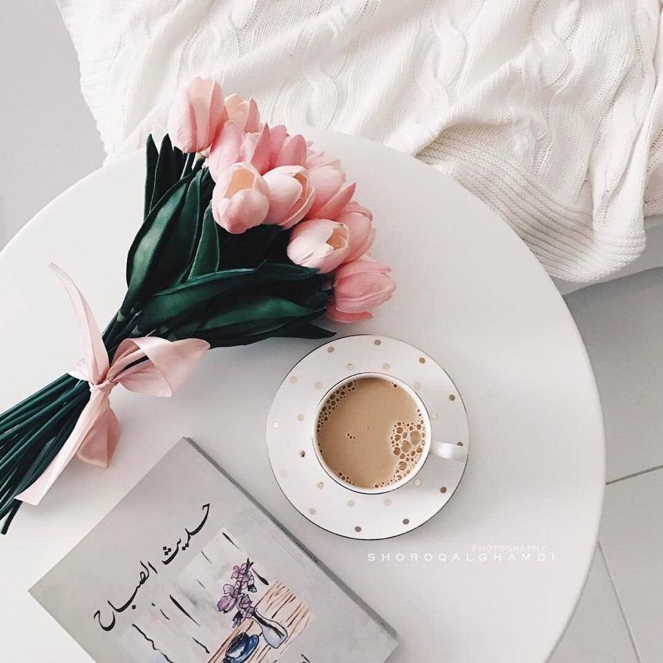 Апрельские женщины