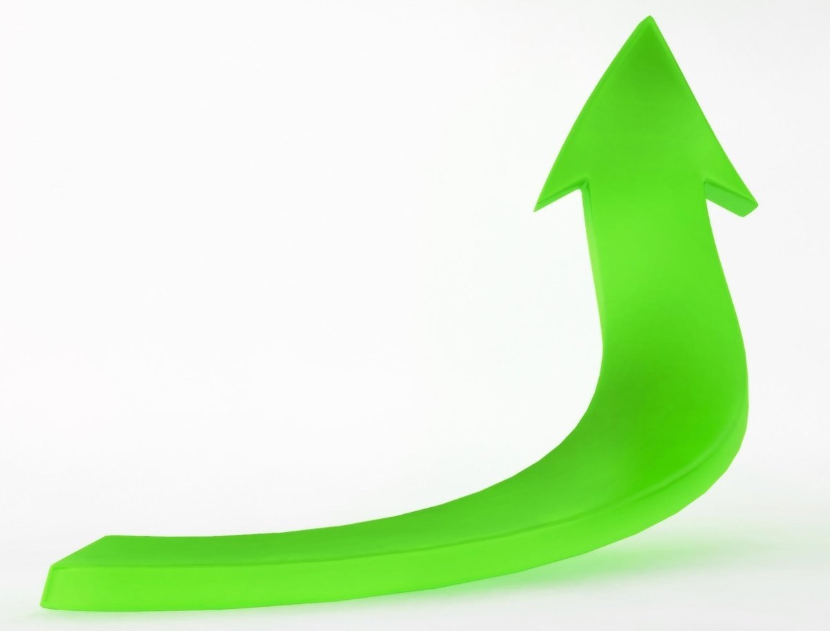 Стрелочка на сером фоне