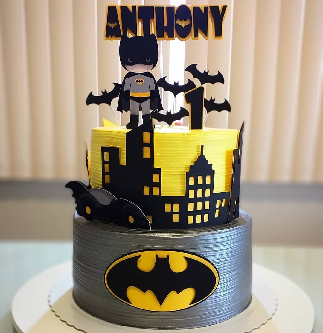 Торт Бэтмен без мастики для мальчика