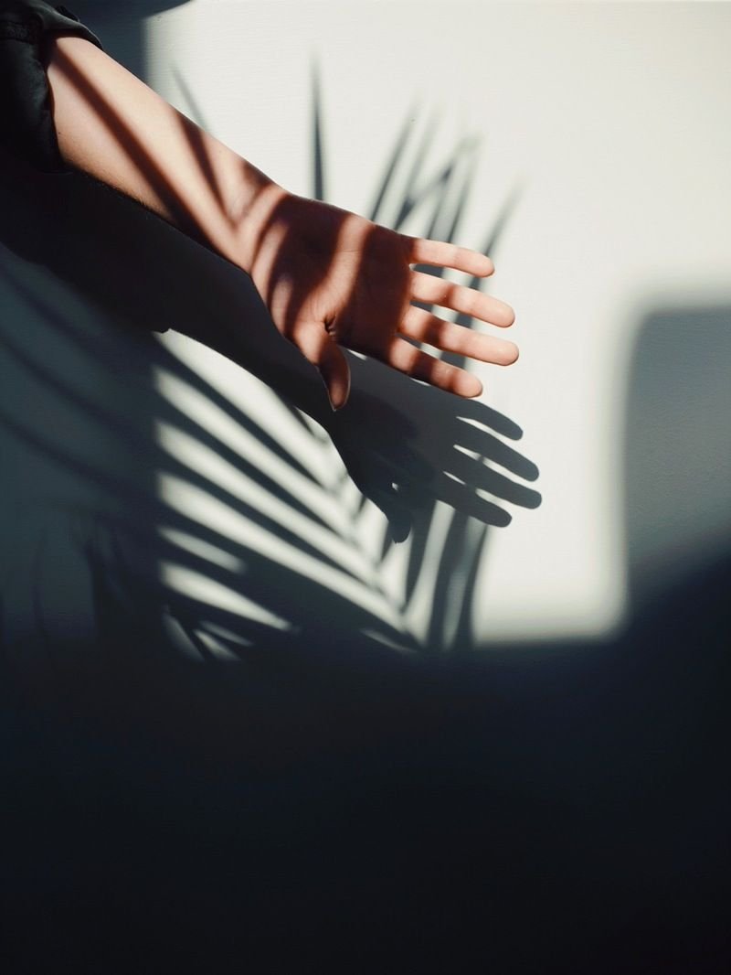 Рука девушки