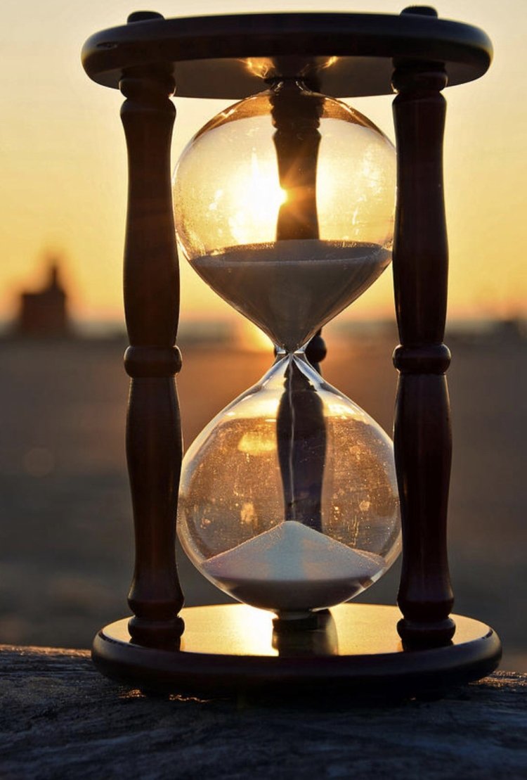 Песочные часы закат
