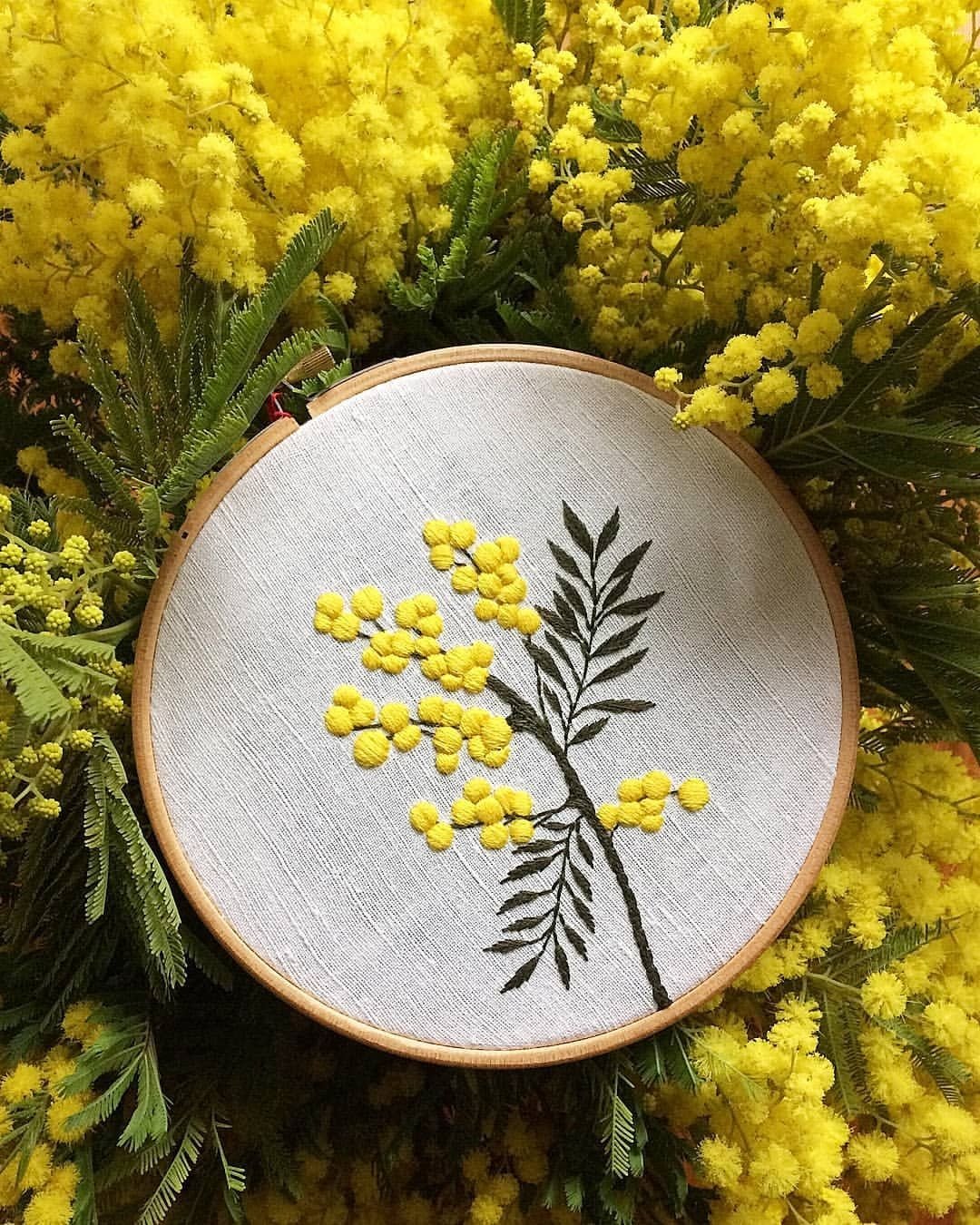 Рисование веточка мимозы