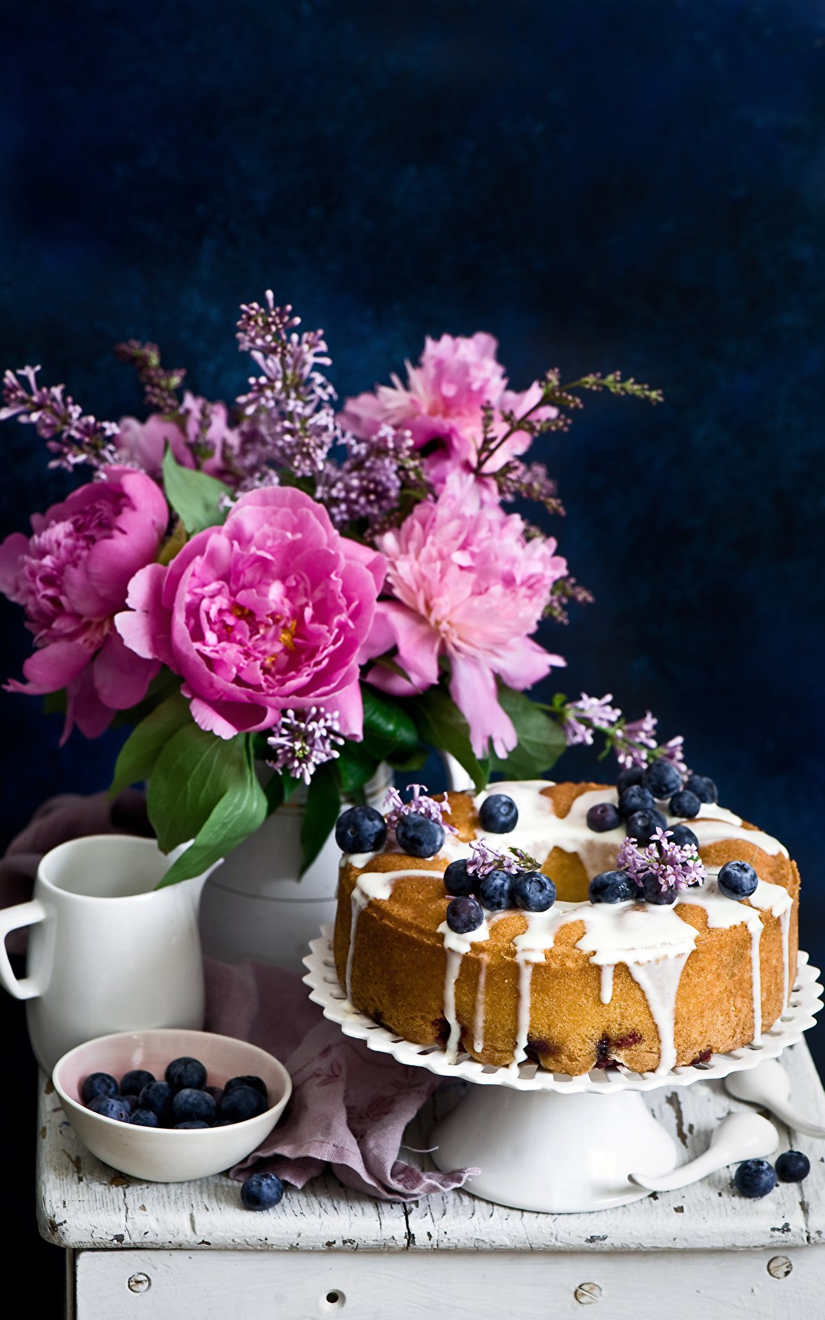 С днем рождения девушке фото цветы торт