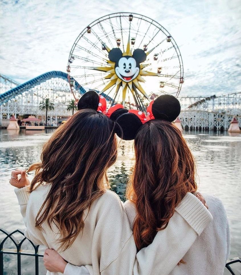 Три подруги