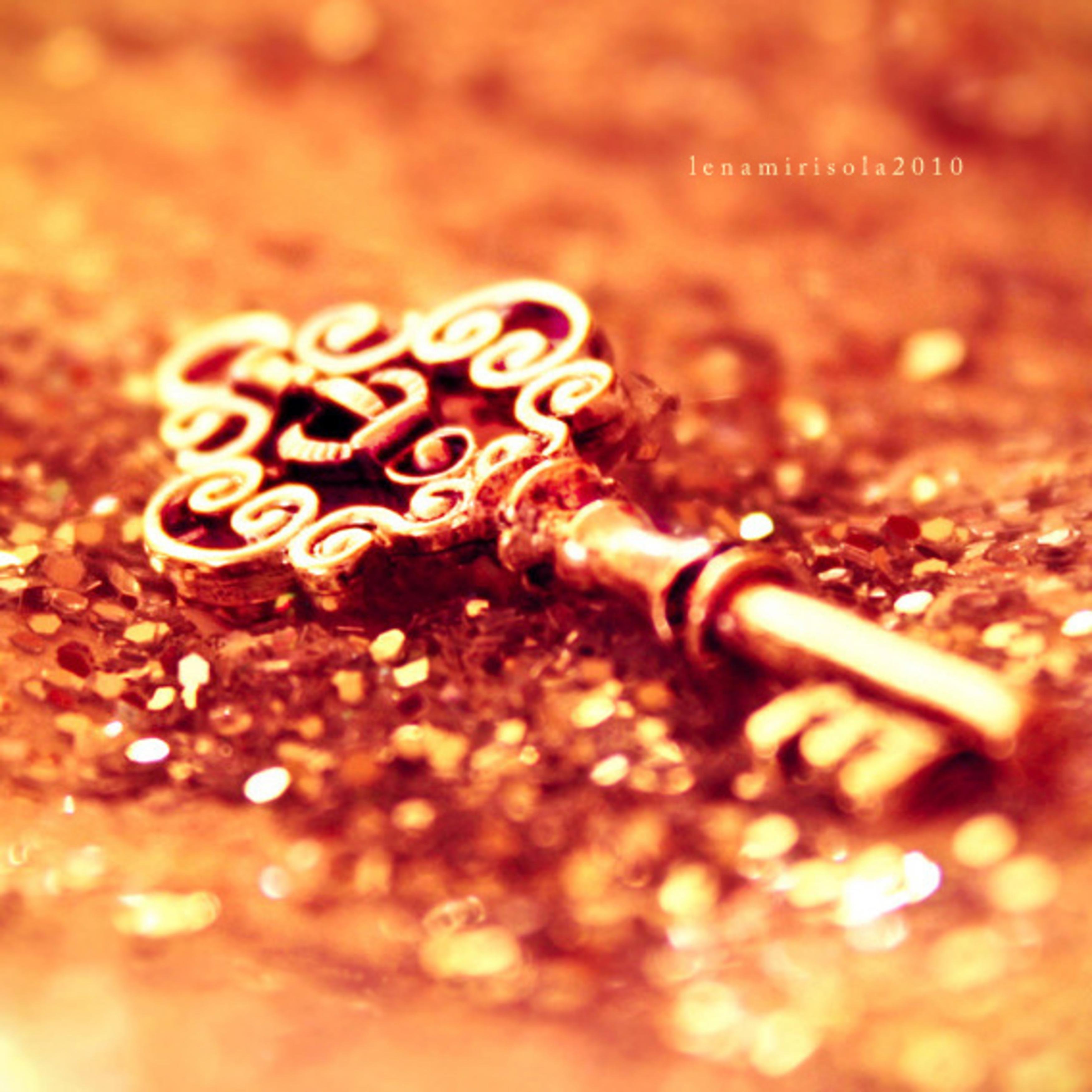 Keys picture. Красивые ключи. Красивый ключик. Старинный ключ. Золотой красивый ключ.
