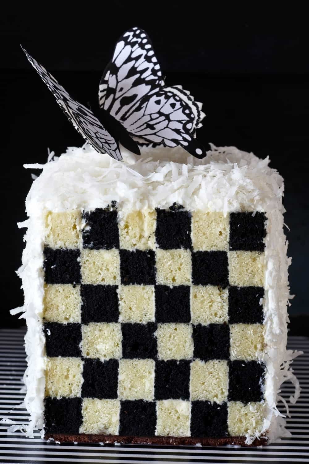 Бисквитный шахматный торт