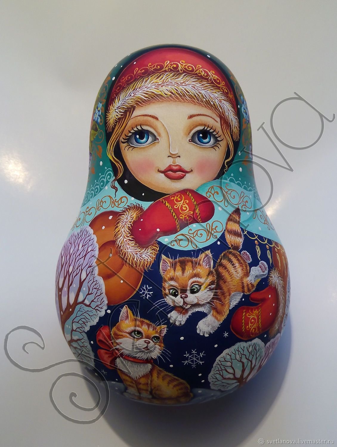 Жестовская роспись Матрешка