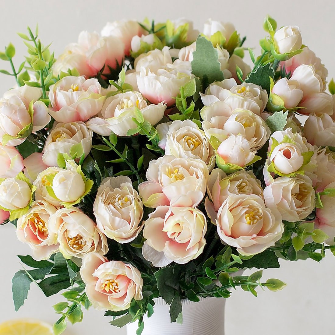 Роза кустовая Dinara