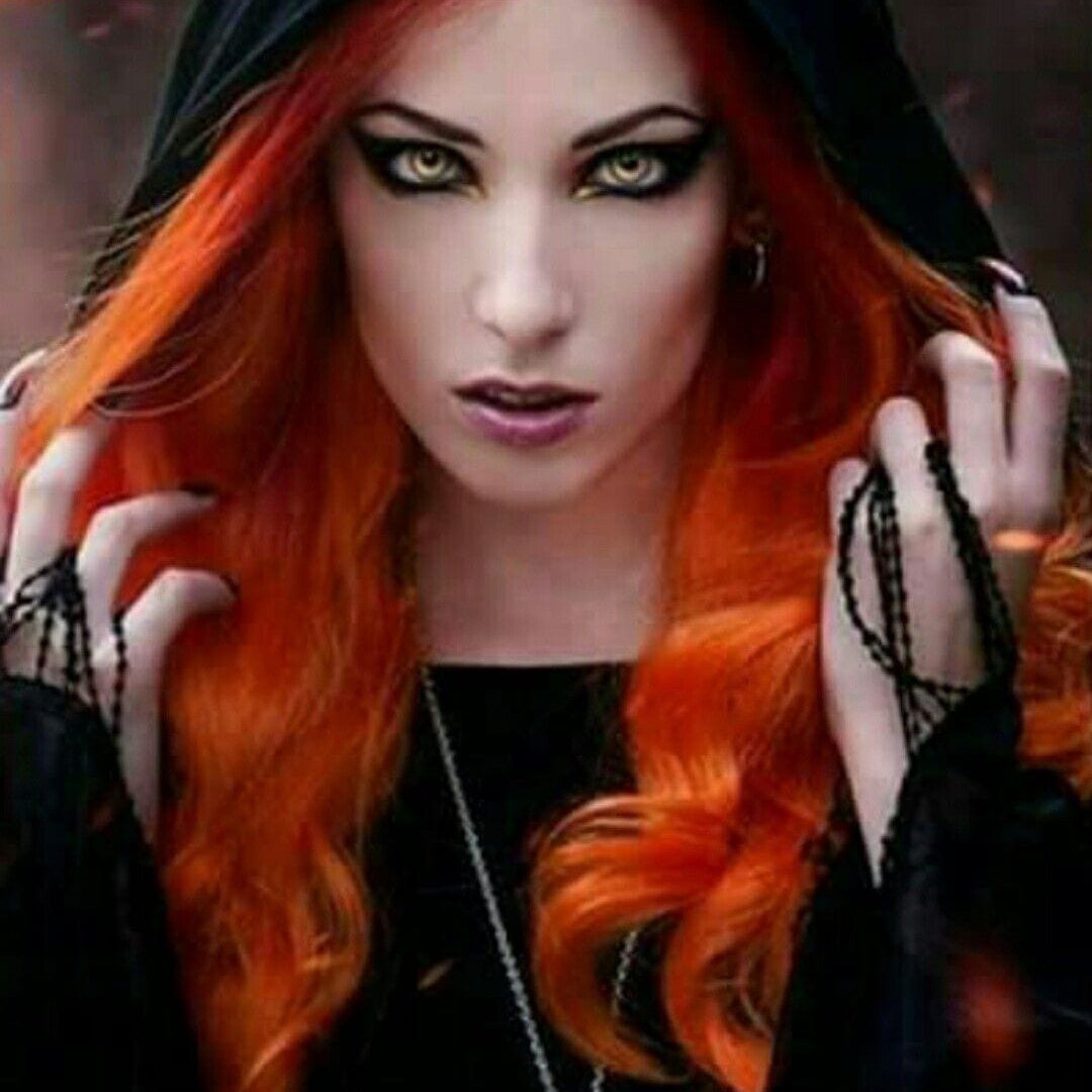 Зеленоглазая ведьма арт