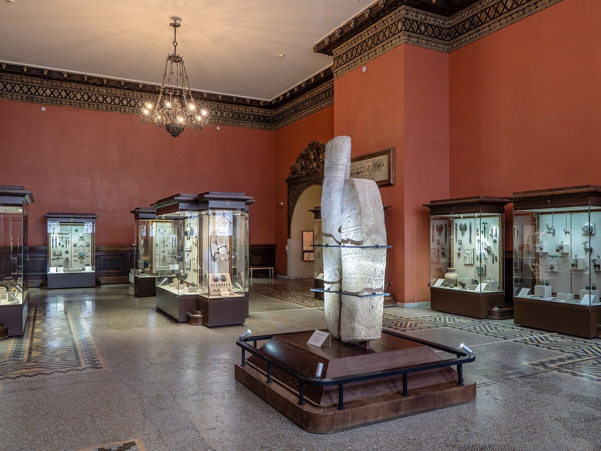 8 Зал исторический музей